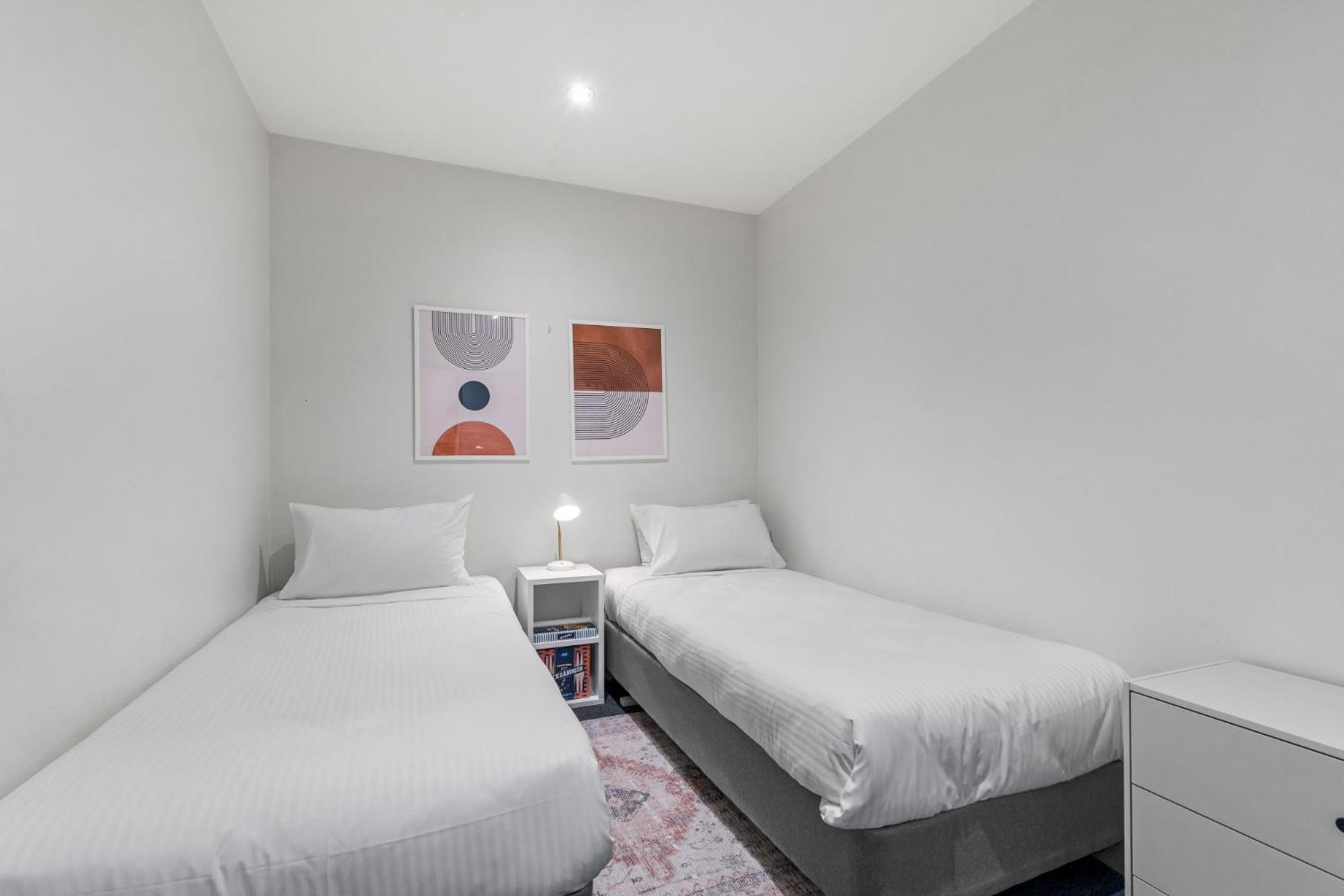 Sophisticated Cbd 2-bed By Yarra River *