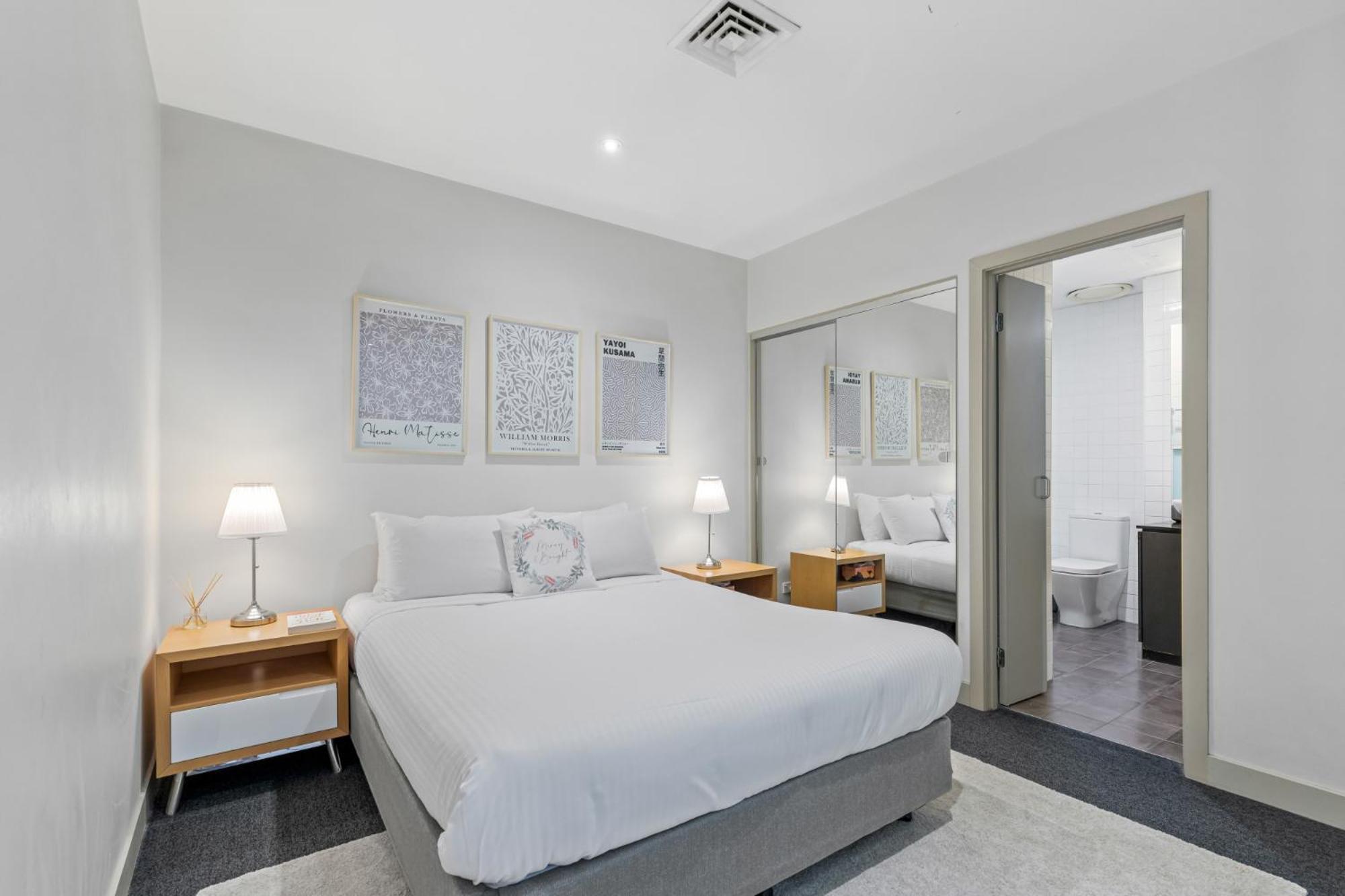 Apartment Sophisticated Cbd 2-bed By Yarra River